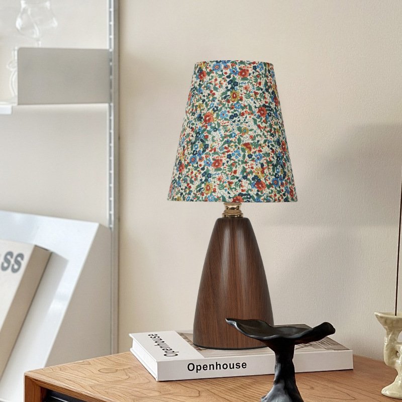 French Vintage Floral Table Lamp - Image 3